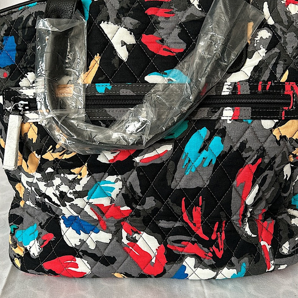 Vera Bradley NWT Black Splash Floral Satchel Bag Purse 🌺🌺 - Picture 4 of 8